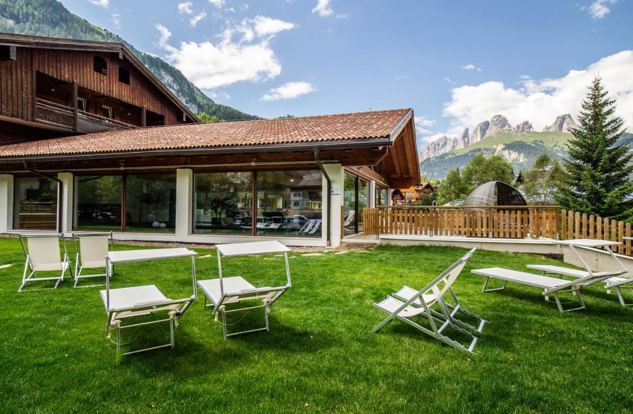 Hotel Cirelle Suite & Spa Canazei Exterior foto