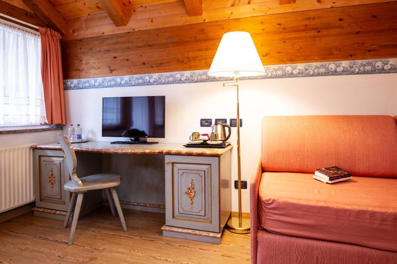 Hotel Cirelle Suite & Spa Canazei Exterior foto